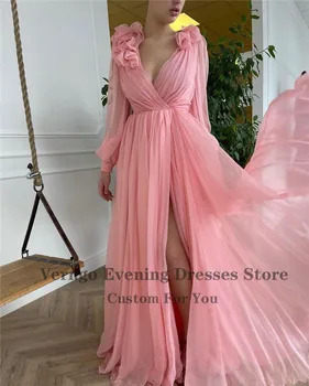 Verngo 2021 Elegantno Baby Roza Linija Šifon Prom Obleke Z Dolgimi Rokavi V Vratu Draped Ramenski Strani Špranjske Formalno Večernih Oblek