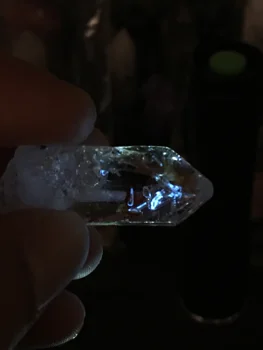 Nepoškodovani fluorescentna zemeljsko olje gemstone herkimer diamant quartz crystal frome pakistan 1pcs