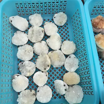 Novi modeli naravne crystal grozdov draguljev Jež reiki healing gem ročno izrezljane kristalno živali na debelo