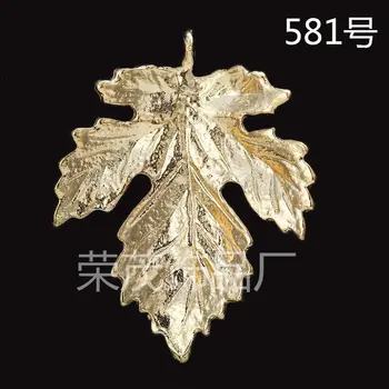 Debelo 50pcs/veliko Zlata barva kovinskih zlitin čar maple leaf čar fit nakit, izdelava brezplačna dostava